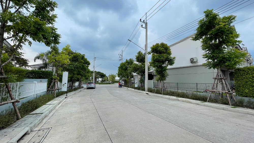 ขายทาวน์โฮมมหาชัย สมุทรสาคร : ขายทาวน์โฮม หลังมุม วิลลาจจิโอ Villaggio เพชรเกษม-สาย4