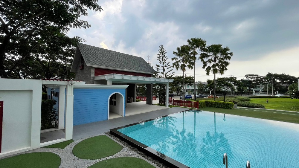 ขายทาวน์โฮมมหาชัย สมุทรสาคร : ขายทาวน์โฮม หลังมุม วิลลาจจิโอ Villaggio เพชรเกษม-สาย4