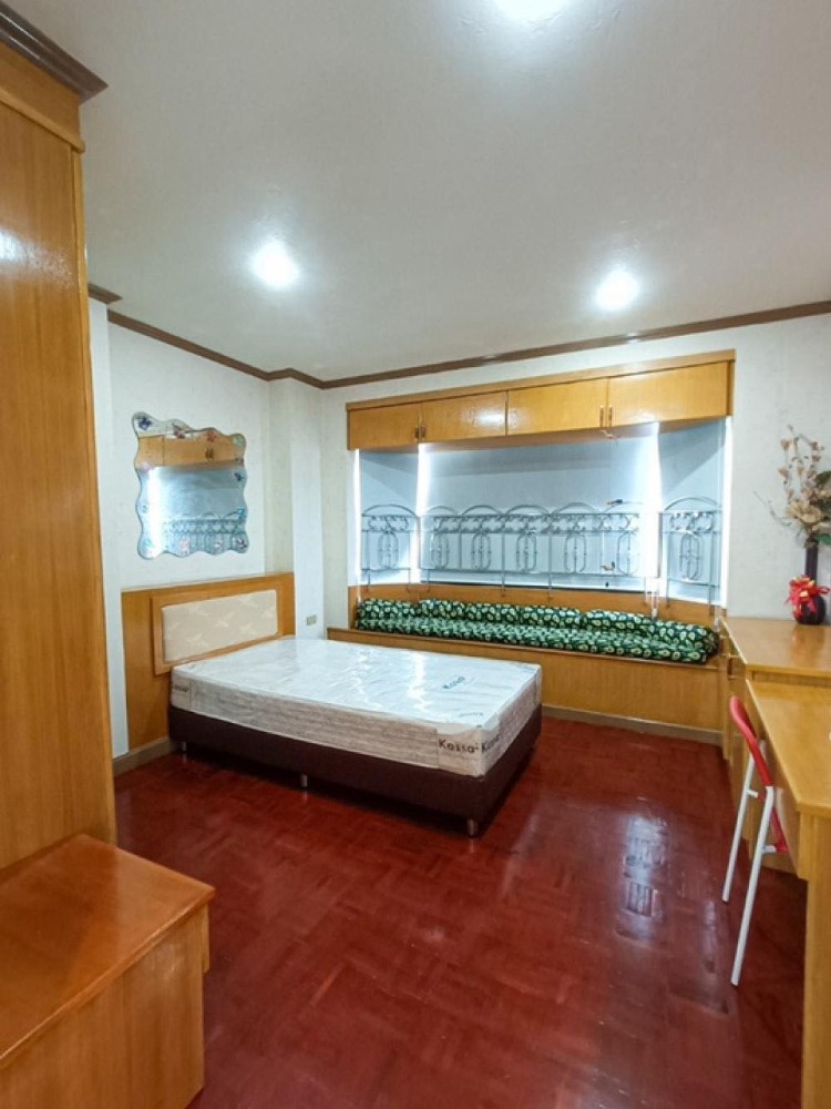 For SaleCondoBangna, Bearing, Lasalle : For Sale Condo Country Complex near BTS Bangna 900 Meters, Fully Furnished and Facilitators with good location