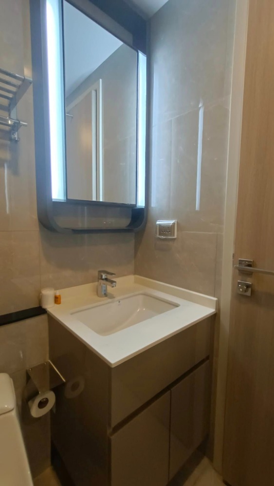 ให้เช่าคอนโดพระราม 9 เพชรบุรีตัดใหม่ RCA : 195 One9Five คอนโดพระราม 9 ให้เช่า ใกล้ MRT พระราม 9 🌸