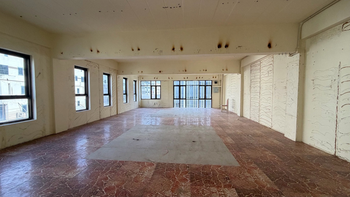 ให้เช่าโฮมออฟฟิศบางนา แบริ่ง ลาซาล : ให้เช่า โฮมออฟฟิศ ห้องมุม ชั้น 2–5 + ดาดฟ้า 📍 ซอยมิราเคิล ถนนกิ่งแก้ว 40/2 (ปากซอยมีธนาคารกรุงเทพ) 