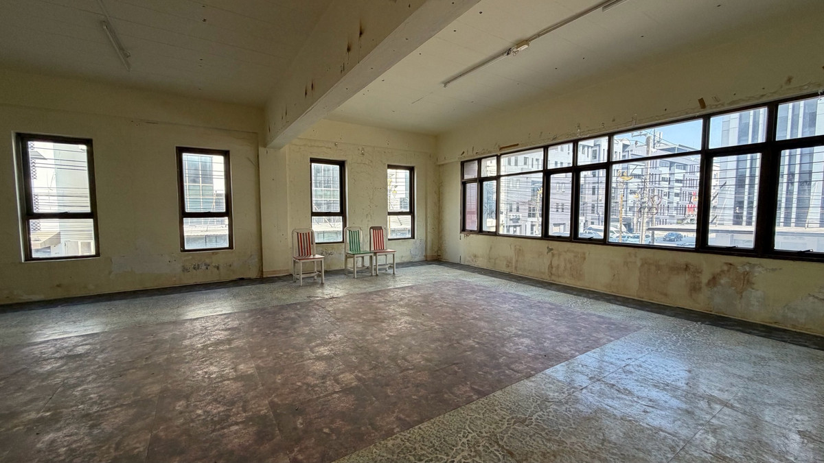 ให้เช่าโฮมออฟฟิศบางนา แบริ่ง ลาซาล : ให้เช่า โฮมออฟฟิศ ห้องมุม ชั้น 2–5 + ดาดฟ้า 📍 ซอยมิราเคิล ถนนกิ่งแก้ว 40/2 (ปากซอยมีธนาคารกรุงเทพ) 