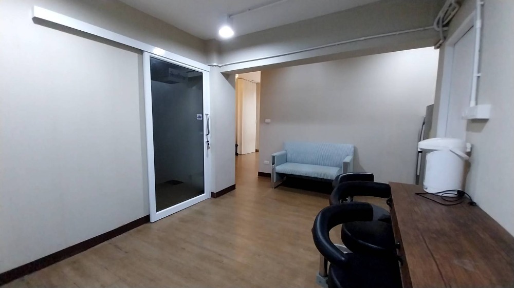 ให้เช่าอาคารพาณิชย์ลาดพร้าว เซ็นทรัลลาดพร้าว : ให้เช่าตึกแถว4 ชั้น 2 คูหา ลาดพร้าว 35/1