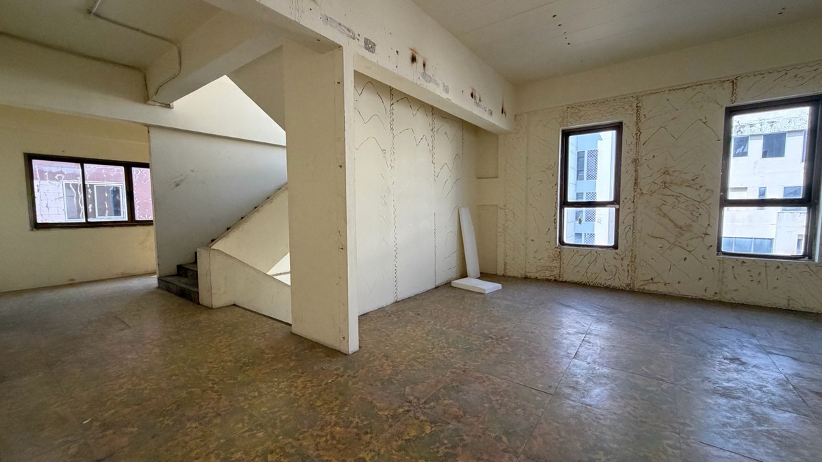 ให้เช่าโฮมออฟฟิศบางนา แบริ่ง ลาซาล : ให้เช่า โฮมออฟฟิศ ห้องมุม ชั้น 2–5 + ดาดฟ้า 📍 ซอยมิราเคิล ถนนกิ่งแก้ว 40/2 (ปากซอยมีธนาคารกรุงเทพ) 