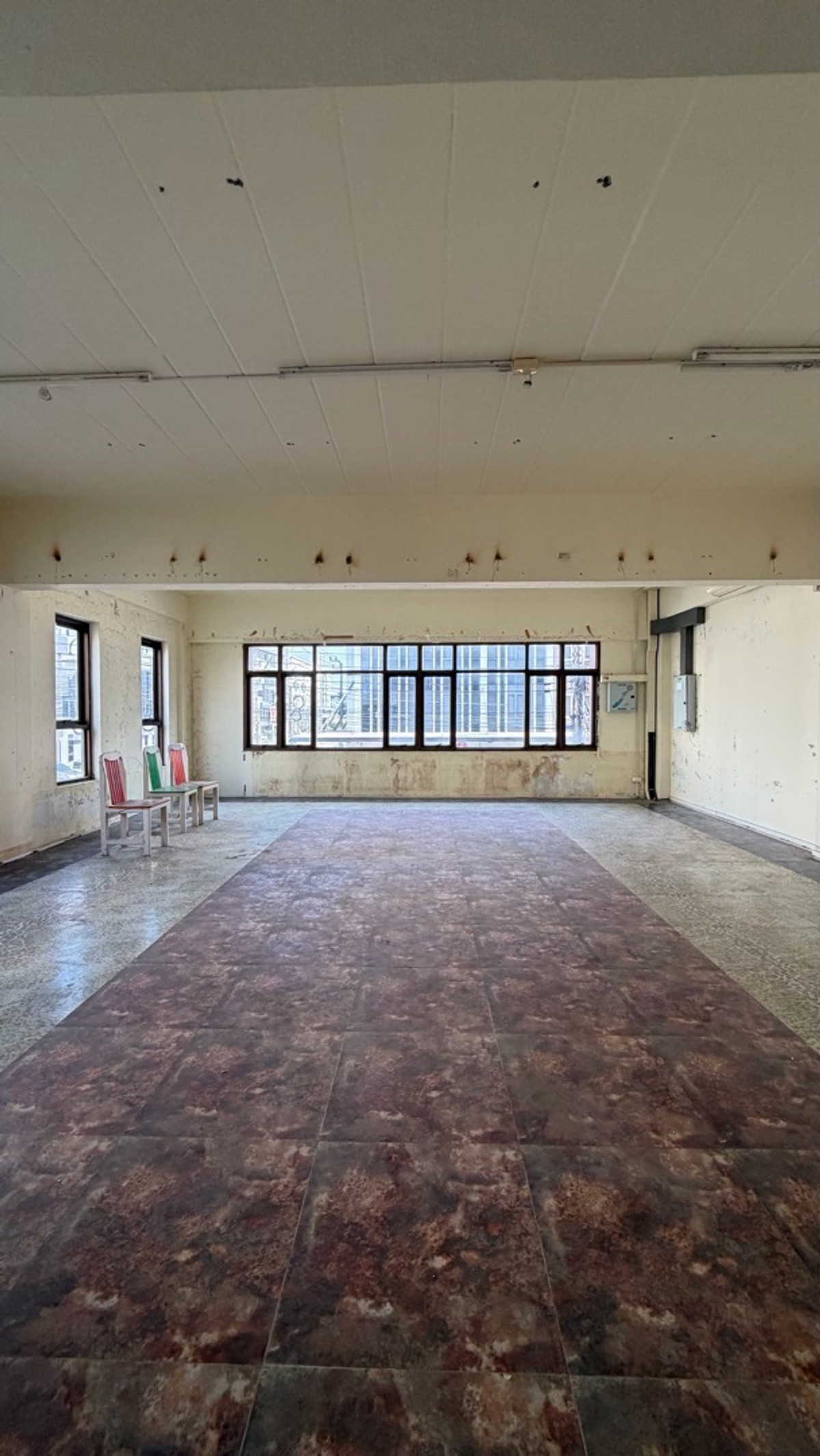 ให้เช่าโฮมออฟฟิศบางนา แบริ่ง ลาซาล : ให้เช่า โฮมออฟฟิศ ห้องมุม ชั้น 2–5 + ดาดฟ้า 📍 ซอยมิราเคิล ถนนกิ่งแก้ว 40/2 (ปากซอยมีธนาคารกรุงเทพ) 