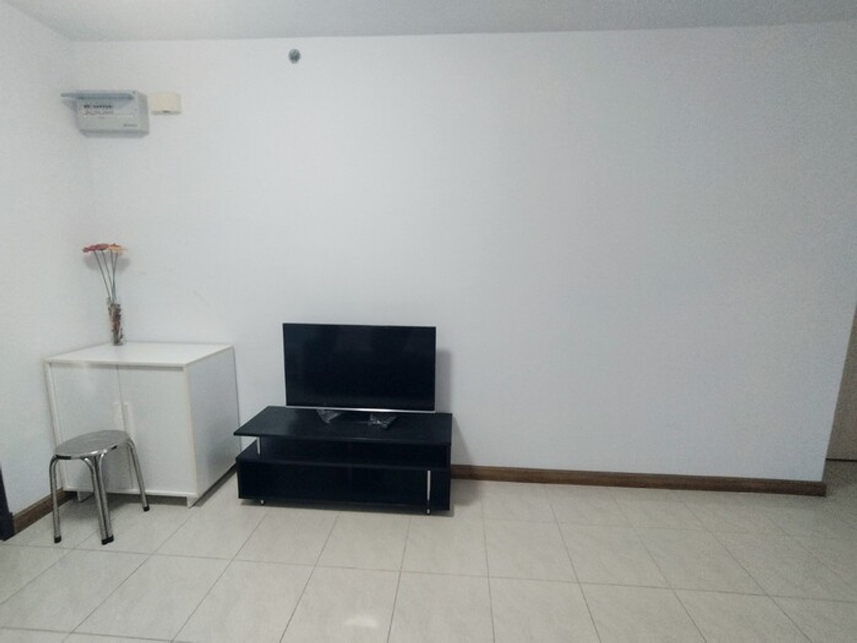 For RentCondoRattanathibet, Sanambinna : Condo for rent, Supalai Park Khaerai Ngamwongwan / 1 bedroom, 46 sq m, price only 8,000 baht, with furniture + washing machine.