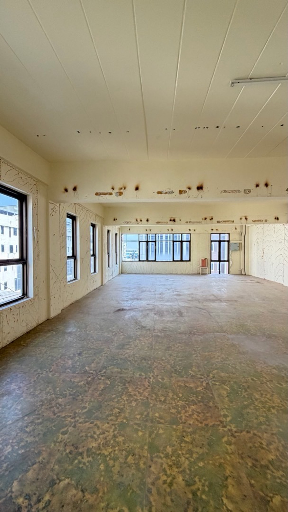 ให้เช่าโฮมออฟฟิศบางนา แบริ่ง ลาซาล : ให้เช่า โฮมออฟฟิศ ห้องมุม ชั้น 2–5 + ดาดฟ้า 📍 ซอยมิราเคิล ถนนกิ่งแก้ว 40/2 (ปากซอยมีธนาคารกรุงเทพ) 