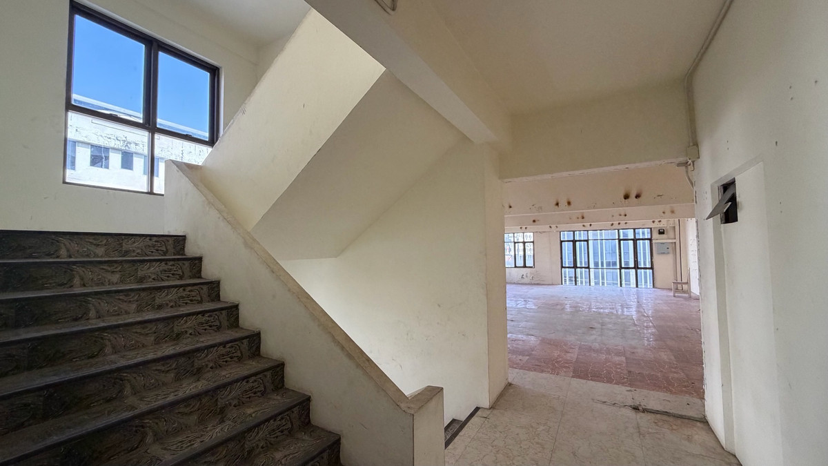 ให้เช่าโฮมออฟฟิศบางนา แบริ่ง ลาซาล : ให้เช่า โฮมออฟฟิศ ห้องมุม ชั้น 2–5 + ดาดฟ้า 📍 ซอยมิราเคิล ถนนกิ่งแก้ว 40/2 (ปากซอยมีธนาคารกรุงเทพ) 