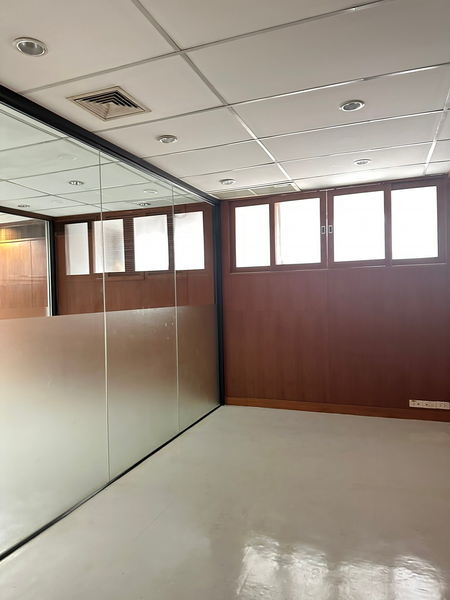 ให้เช่าสำนักงานสยาม จุฬา สามย่าน : For Rent Bangkok Office Lang Suan BTS Chit Lom Pathum Wan BRE19470