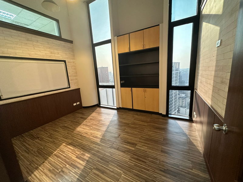 ให้เช่าสำนักงานราชเทวี พญาไท : For Rent Bangkok Office Phahon Yothin BTS Ari Phaya Thai BRE19480