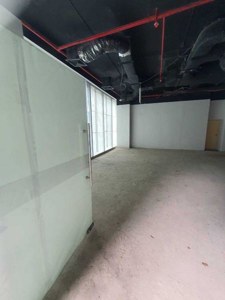ให้เช่าร้านค้า/ตลาดนัดสีลม ศาลาแดง บางรัก : For Rent Bangkok Retail Silom BTS Sala Daeng Bang Rak BRE19473