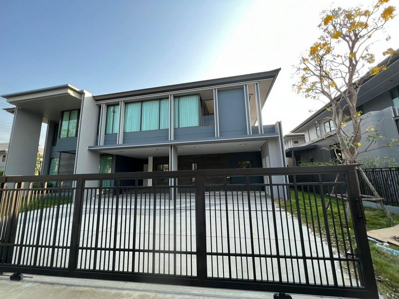 ขายบ้านพัฒนาการ ศรีนครินทร์ : For Sale Bangkok Single House Setthasiri Krungthepkreetha 2 Krungthep Kreetha Bang Kapi BRE19284