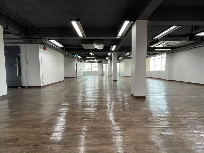 ให้เช่าสำนักงานราชเทวี พญาไท : For Rent Bangkok Office Petchaburi BTS Ratchathewi Ratchathewi BRE19093