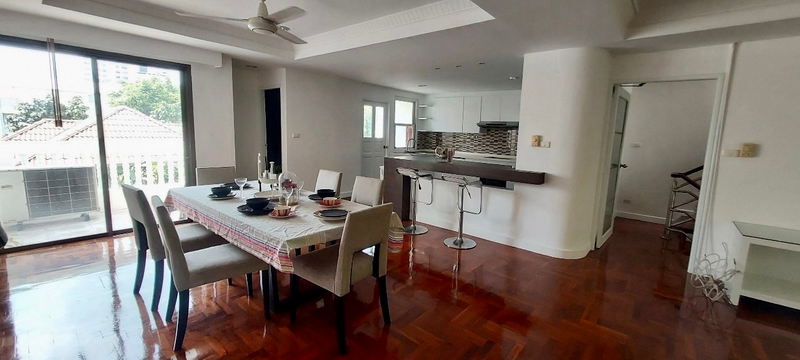 For RentTownhomeSathorn, Narathiwat : For Rent Bangkok Town House SanguanSap Mansion Sathorn 9 BTS Saint Louise Sathorn BRE18885