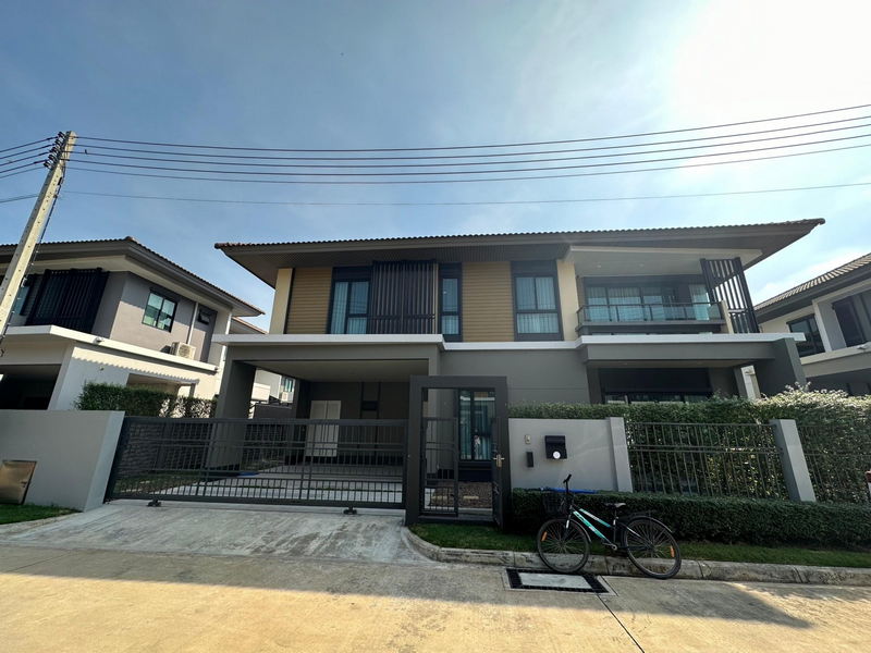 For RentHousePathum Thani,Rangsit, Thammasat : For Sale and Rent Pathum Thani Single House Setthasiri Wongwaen Lamlukka Lam Luk Ka BRE18853