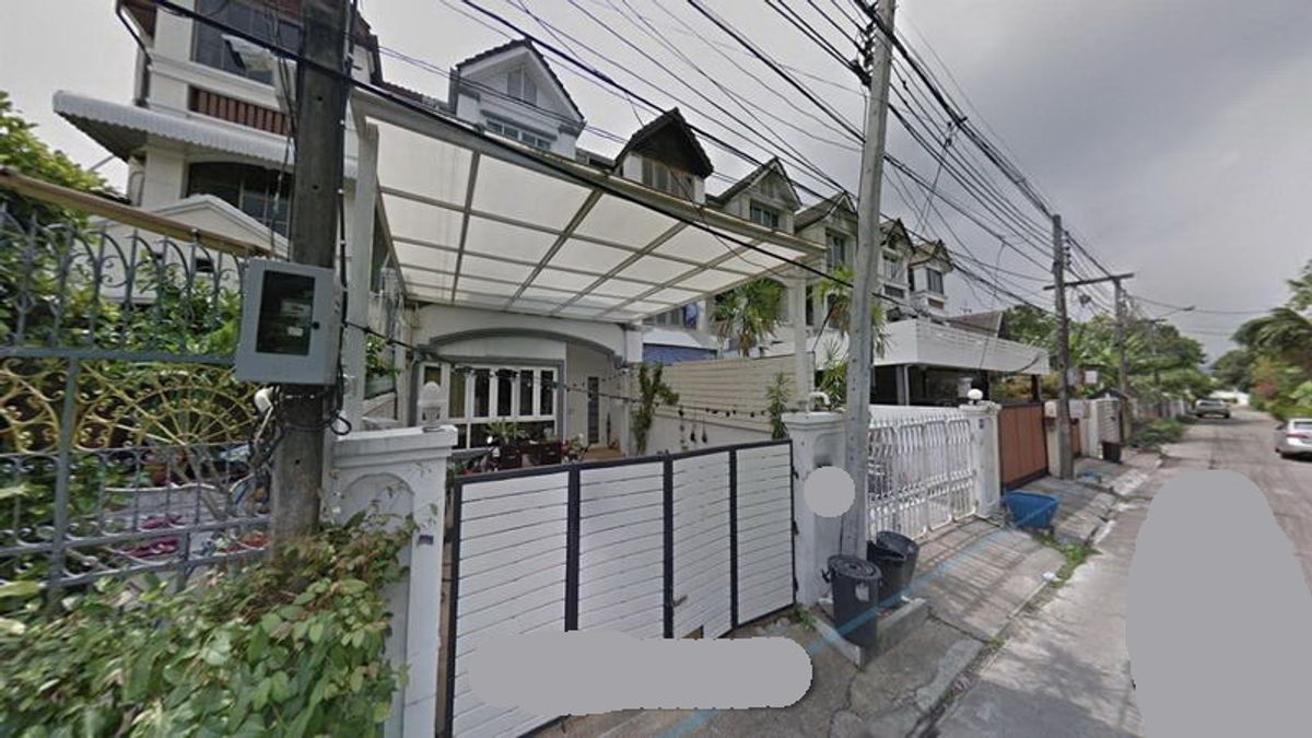 ให้เช่าทาวน์โฮมคลองเตย กล้วยน้ำไท : For Rent Bangkok Town House Sukhumvit BTS Ekkamai Watthana BRE17645