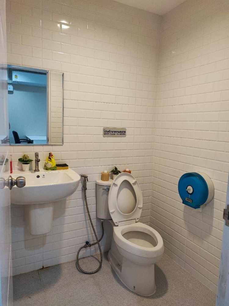 For RentTownhomePhutthamonthon, Salaya : Townhome for rent, Supachok Sai 5, Phutthamonthon Sai 5 zone, near Lotus Salaya, only 7 minutes.