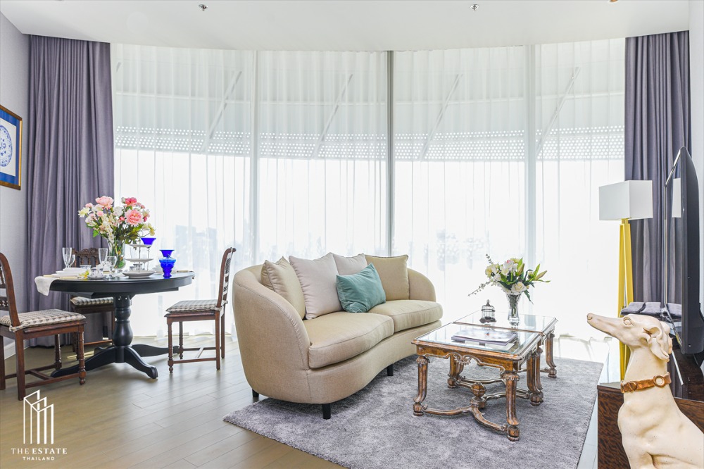 For SaleCondoWitthayu, Chidlom, Langsuan, Ploenchit : Condo for SALE Magnolias Ratchadamri Boulevard, high floor 20+, corner room, panoramic view, this location is hard to find @20.94 MB All in