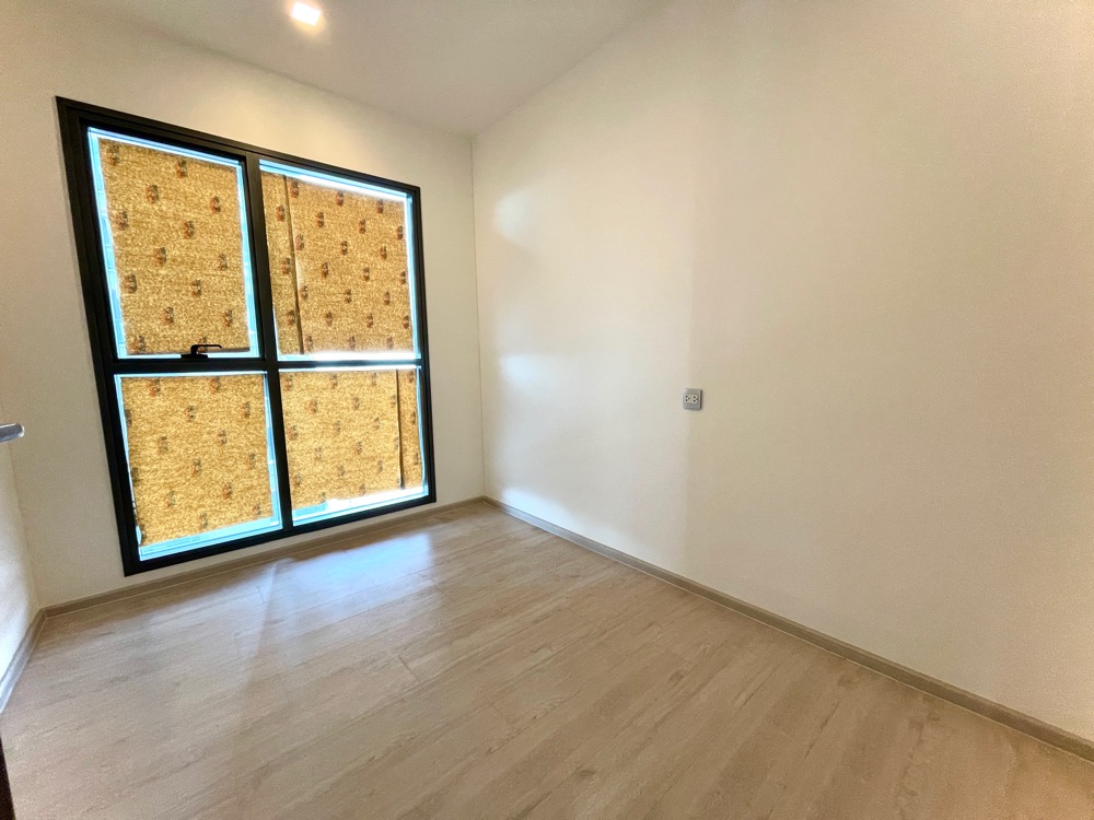 For SaleCondoRatchathewi,Phayathai : Urgent sale Rhythm Rangnam 2 bedrooms, 1 bathroom (new room, never lived in) Rhythm Rangnam