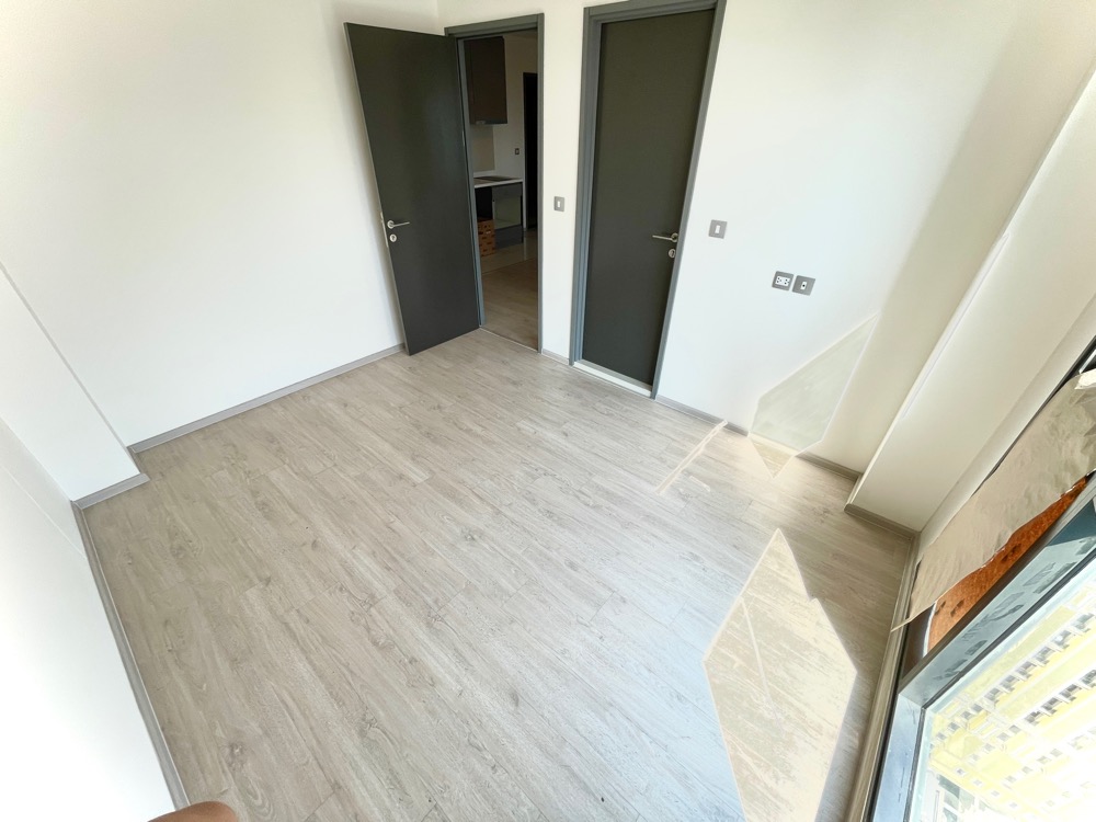 For SaleCondoRatchathewi,Phayathai : Urgent sale Rhythm Rangnam 2 bedrooms, 1 bathroom (new room, never lived in) Rhythm Rangnam