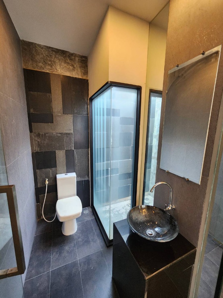 ให้เช่าทาวน์โฮมพระราม 5 ราชพฤกษ์ บางกรวย : ให้เช่าบ้าน เวอริเดียน ราชพฤกษ์ ใกล้ บุญถาวร ราชพฤกษ์ เพียง 4 นาที