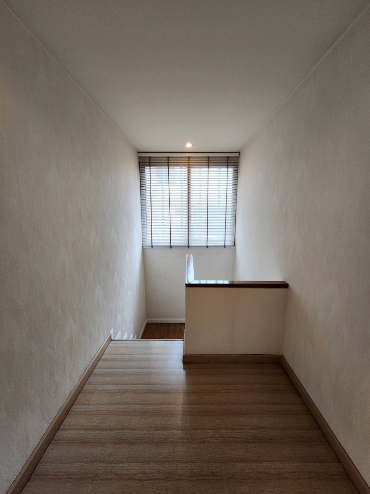 ให้เช่าทาวน์โฮมพระราม 5 ราชพฤกษ์ บางกรวย : ให้เช่าบ้าน เวอริเดียน ราชพฤกษ์ ใกล้ บุญถาวร ราชพฤกษ์ เพียง 4 นาที