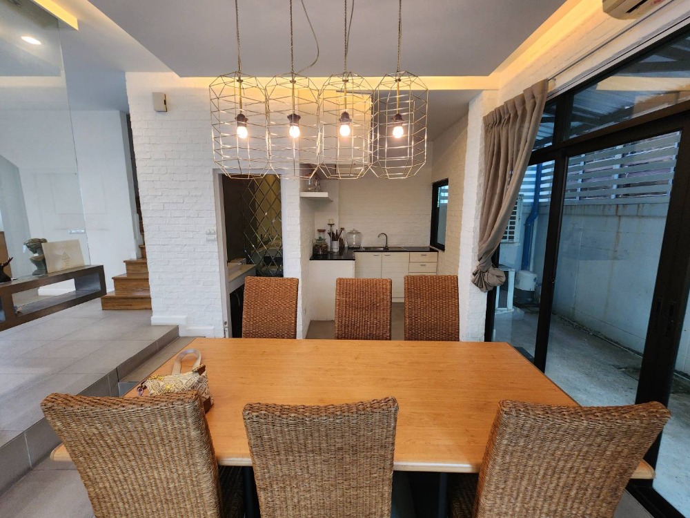 ให้เช่าทาวน์โฮมพระราม 5 ราชพฤกษ์ บางกรวย : ให้เช่าบ้าน เวอริเดียน ราชพฤกษ์ ใกล้ บุญถาวร ราชพฤกษ์ เพียง 4 นาที