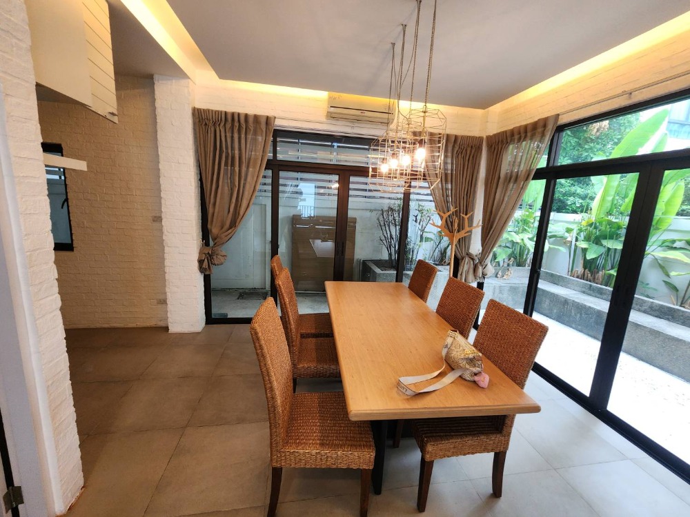 ให้เช่าทาวน์โฮมพระราม 5 ราชพฤกษ์ บางกรวย : ให้เช่าบ้าน เวอริเดียน ราชพฤกษ์ ใกล้ บุญถาวร ราชพฤกษ์ เพียง 4 นาที