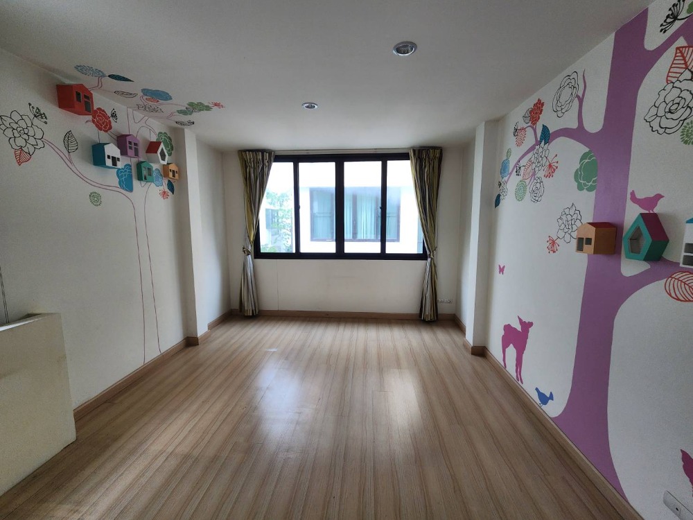 ให้เช่าทาวน์โฮมพระราม 5 ราชพฤกษ์ บางกรวย : ให้เช่าบ้าน เวอริเดียน ราชพฤกษ์ ใกล้ บุญถาวร ราชพฤกษ์ เพียง 4 นาที