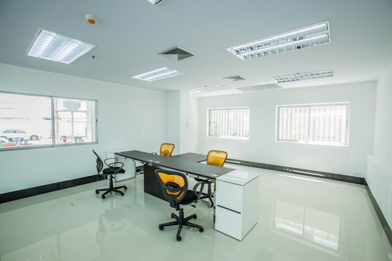 ให้เช่าสำนักงานสมุทรปราการ สำโรง : For Rent Samut Prakan Office Debaratna Bang Phli BRE17916