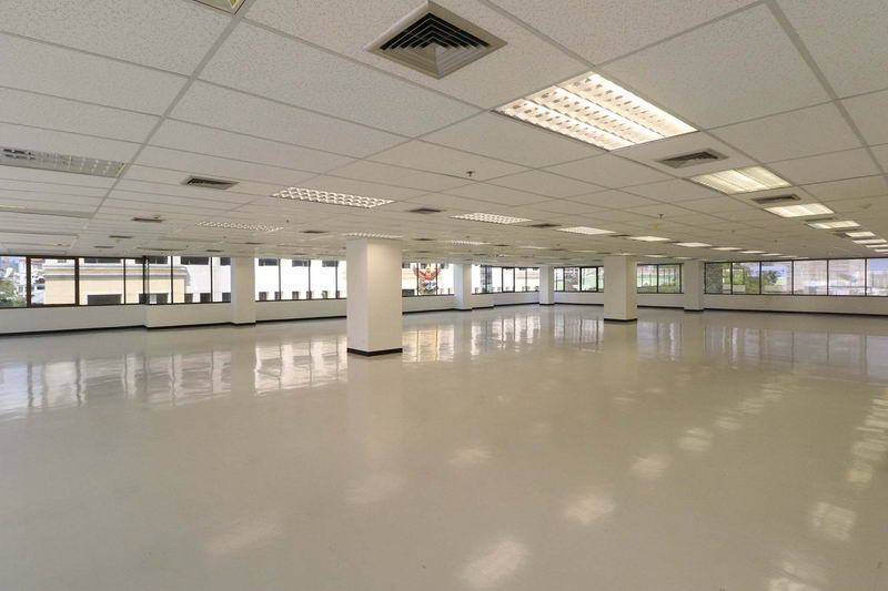 ให้เช่าสำนักงานสาทร นราธิวาส : For Rent Bangkok Office Silom BTS Sala Daeng Sathorn BRE17597