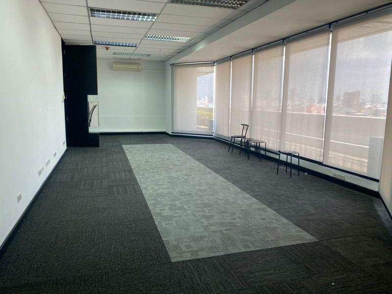 ให้เช่าสำนักงานรัชดา ห้วยขวาง : For Rent Bangkok Office Ratchadaphisek MRT Thailand Cultural Center Huai Khwang BRE17538