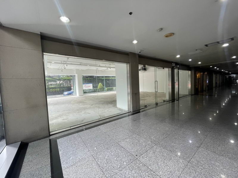 ให้เช่าร้านค้า/ตลาดนัดคลองเตย กล้วยน้ำไท : For Rent Bangkok Retail Sukhumvit BTS Thong Lo Watthana BRE16422