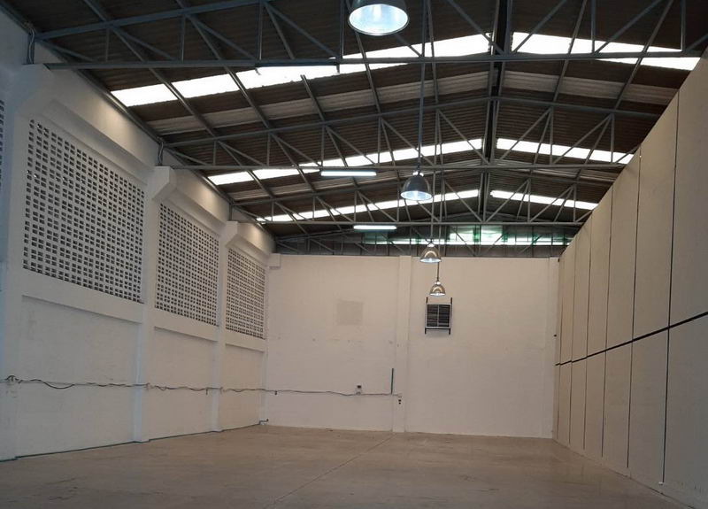 For RentWarehousePattanakan, Srinakarin : For Rent Bangkok Warehouse Soi Sukhumvit 77 BTS On Nut Suan Luang BRE15430