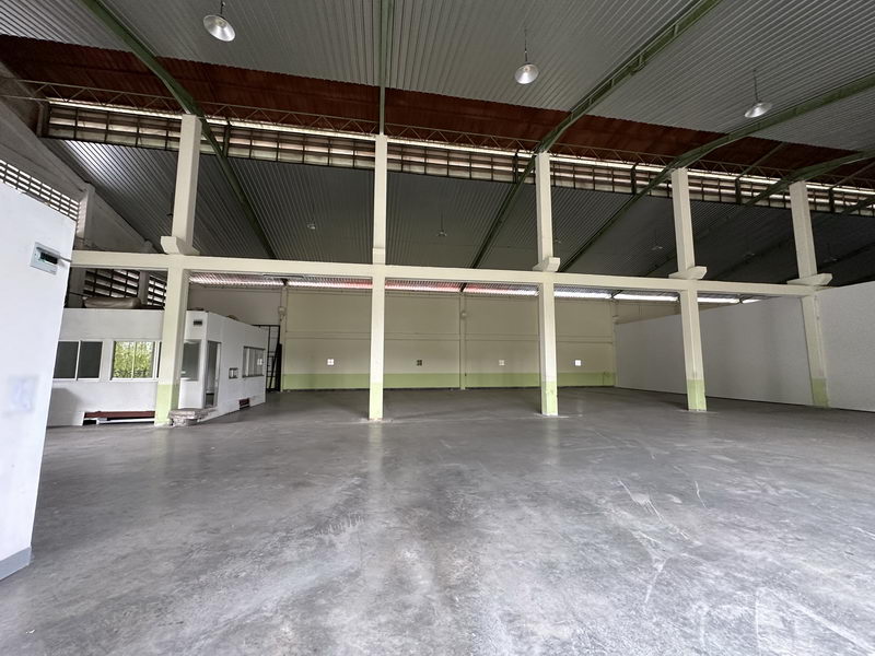 ให้เช่าโกดังลาดกระบัง สุวรรณภูมิ : For Rent Bangkok Warehouse Lat Krabang Road BRE15072
