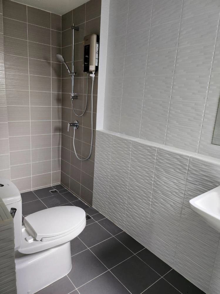 ขายบ้านปทุมธานี รังสิต ธรรมศาสตร์ : บ้านเดี่ยว เซนโทร ราชพฤกษ์-345 บางบัวทอง นนทบุรี เนื้อที่56.20 ตร.ว. 4นอน 5น้ำ 3ที่จอด