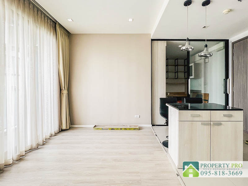 ขายคอนโดรัชดา ห้วยขวาง : ขาย คอนโด Quinn รัชดา 17 แบบ 1 ห้องนอน 52 ตรม ชั้นสูง ห้องสวย เฟอร์นิเจอร์ครบ มีเครื่องซักผ้า ใกล้ MRT สุทธิสาร รัชดาภิเษก ห้วยขวาง : SL23S-018