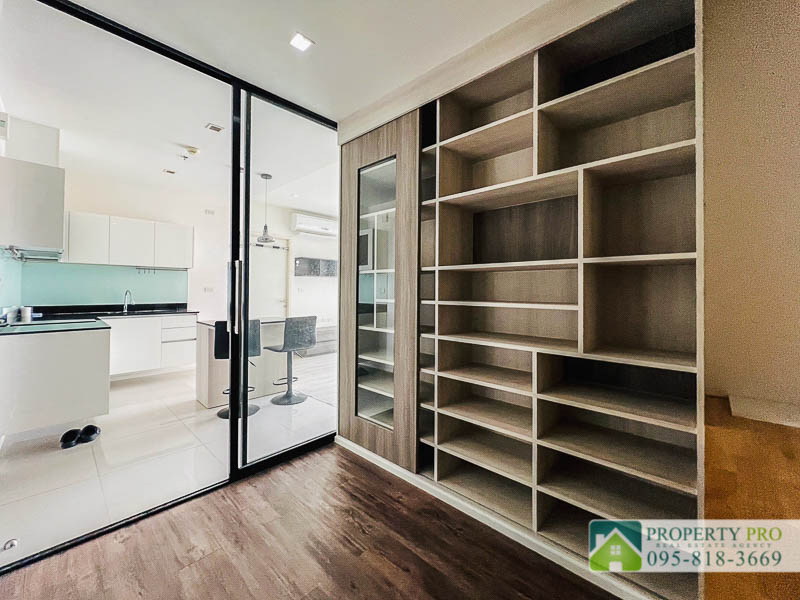 ขายคอนโดรัชดา ห้วยขวาง : ขาย คอนโด Quinn รัชดา 17 แบบ 1 ห้องนอน 52 ตรม ชั้นสูง ห้องสวย เฟอร์นิเจอร์ครบ มีเครื่องซักผ้า ใกล้ MRT สุทธิสาร รัชดาภิเษก ห้วยขวาง : SL23S-018