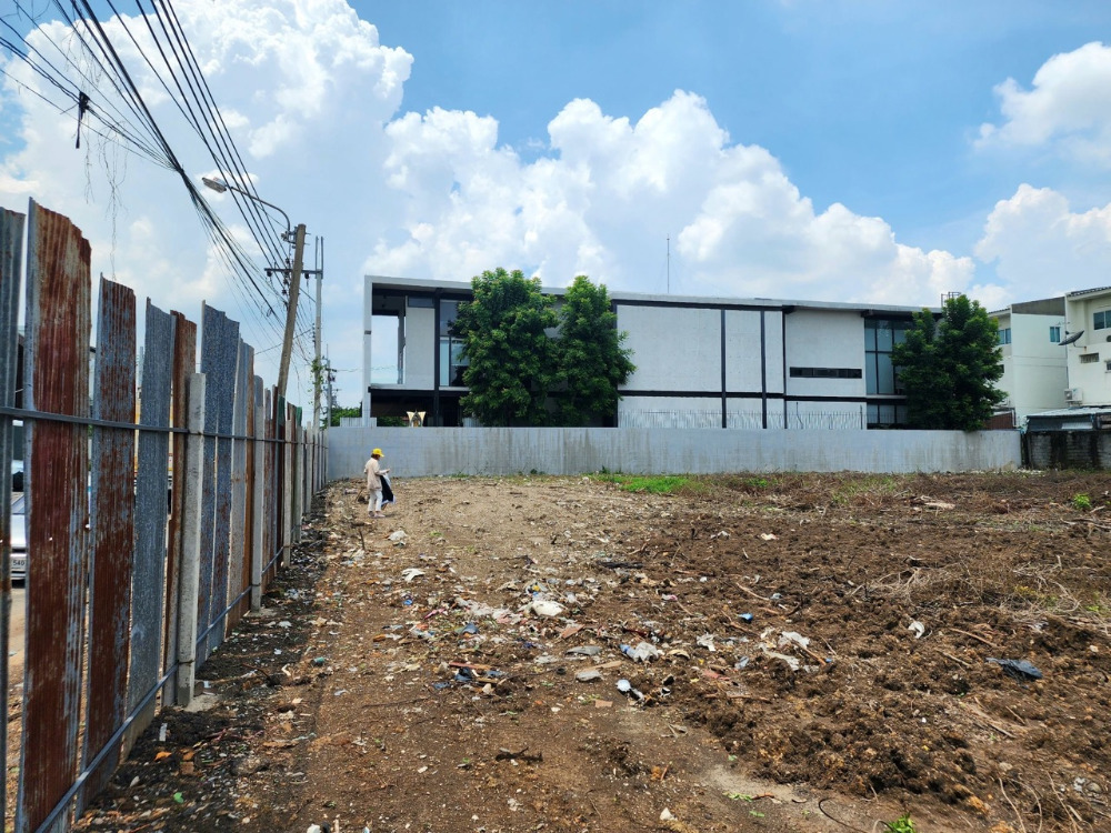 ขายที่ดินมีนบุรี-ร่มเกล้า : ขายที่ดินในซอยมิสทีน และซอยเคหะร่มเกล้า ใกล้สำนักงานที่ดินบึงกุ่ม