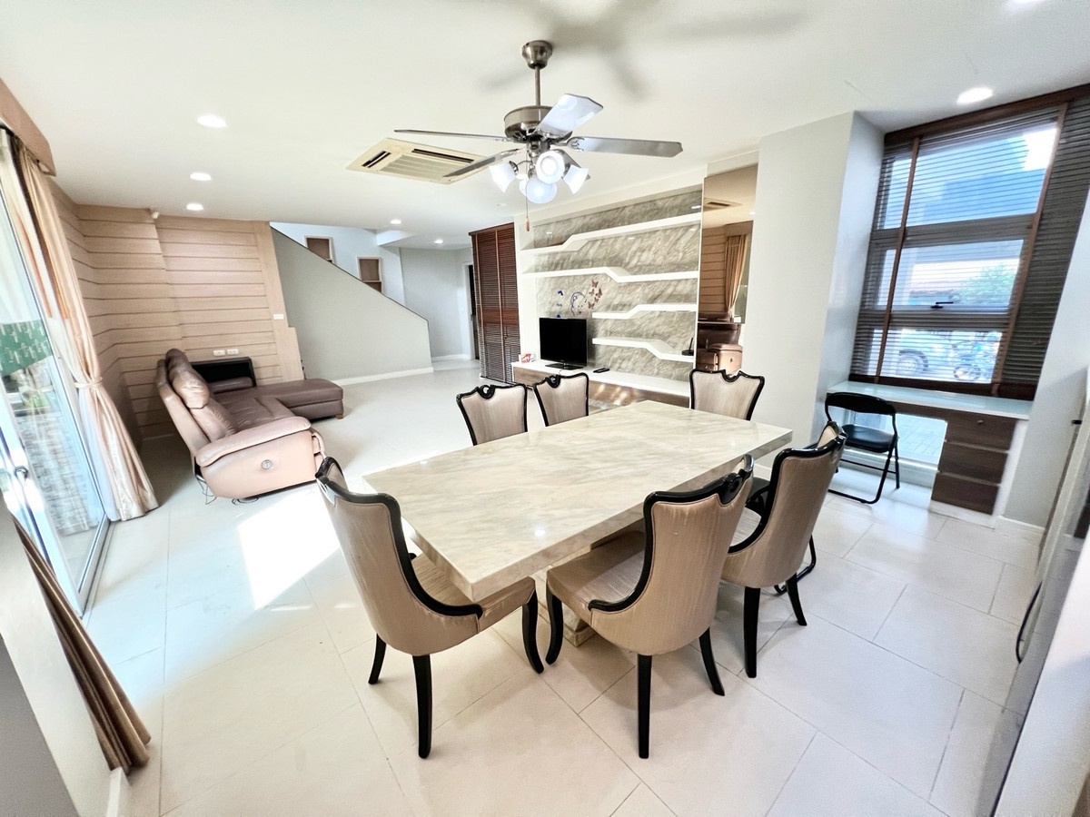 For RentHouseSapankwai,Jatujak : Single house for rent, I-NINE Phahon Yothin, near BTS Saphan Khwai 1 km, fully furnished.