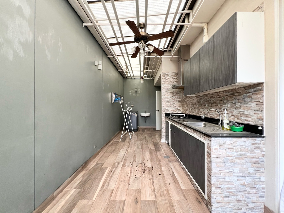 For RentHouseSapankwai,Jatujak : Single house for rent, I-NINE Phahon Yothin, near BTS Saphan Khwai 1 km, fully furnished.