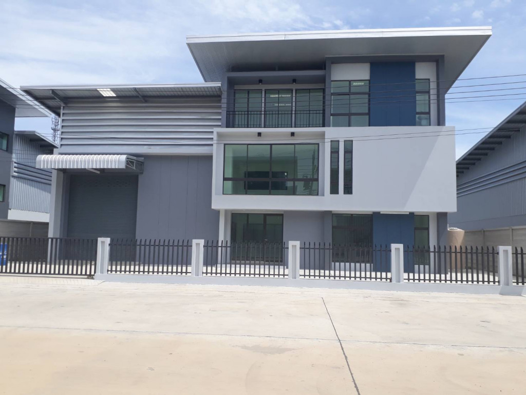 ให้เช่าโกดังปทุมธานี รังสิต ธรรมศาสตร์ : For Sale and Rent Pathum Thani Factory Lam Luk Ka BRE12038