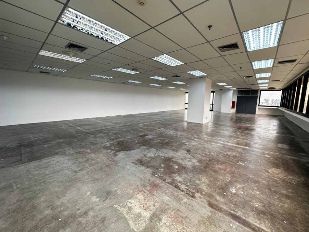 For RentOfficeSathorn, Narathiwat : {FOR RENT} Office Space for rent connect to BTS Chongnonsee and BRT Sathorn
