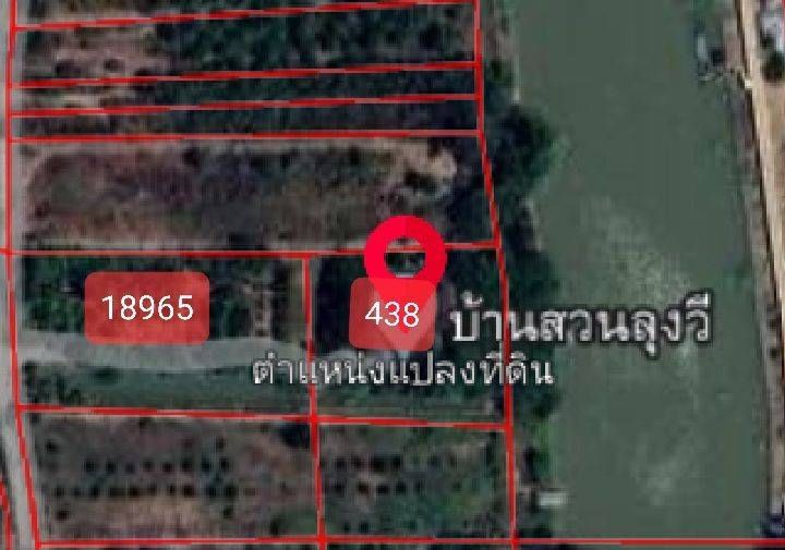 ขายที่ดินสุพรรณบุรี : ขาย บ้านพร้อมที่ดิน 5 ไร่ 35 ตารางวา ตำบล ย่านยาว อำเภอ สามชุก จังหวัด สุพรรณบุรี ติดถนน 3057  ติดแม่น้ำท่าจีน  ถมแล้ว พร้อมบ้านชั้นเดียว 3 ห้องนอน 3 ห้องน้ำ เฟอร์นิเจอร์บิ้วอิน พร้อมเครื่องใช้ไฟฟ้า ล้อมรั้วเรียบร้อย