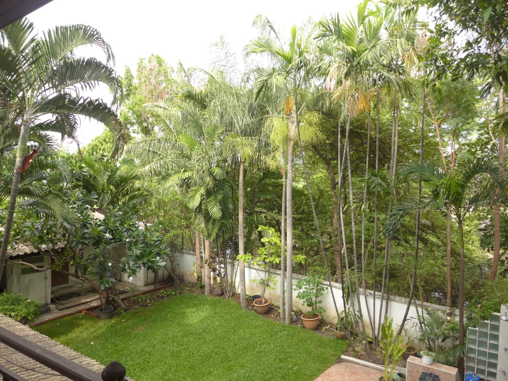 ขายบ้านอารีย์ อนุสาวรีย์ : บ้านเดี่ยว ซอยสายลม 2 ย่านอารีย์ พหลโยธิน