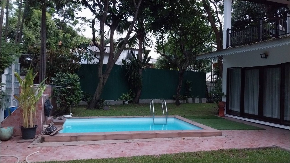 ขายบ้านอารีย์ อนุสาวรีย์ : บ้านเดี่ยว ซอยสายลม 2 ย่านอารีย์ พหลโยธิน