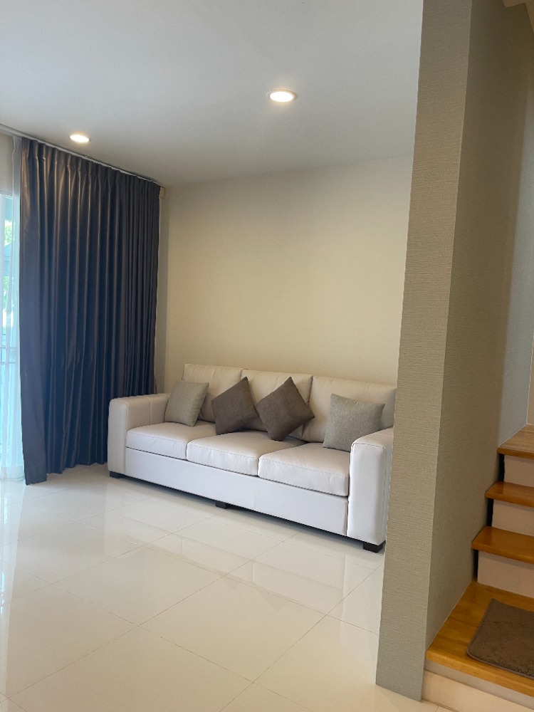 ขายทาวน์โฮมพระราม 5 ราชพฤกษ์ บางกรวย : ทาวน์เฮ้าส์ 3 ชั้น บ้านกลางเมือง ถ.พิบูลสงคราม, นนทบุรี