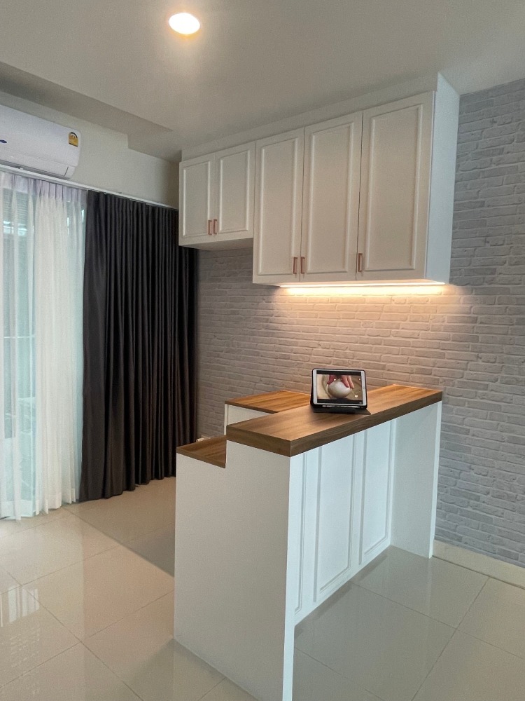 ขายทาวน์โฮมพระราม 5 ราชพฤกษ์ บางกรวย : ทาวน์เฮ้าส์ 3 ชั้น บ้านกลางเมือง ถ.พิบูลสงคราม, นนทบุรี