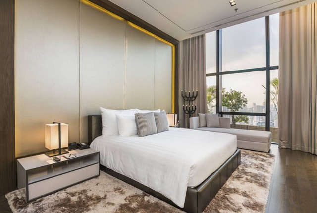 ให้เช่าคอนโดสุขุมวิท อโศก ทองหล่อ : Luxury Penthouse in Phrom Phong for RENT , near BTS Phrom Phong and Benjasiri Park