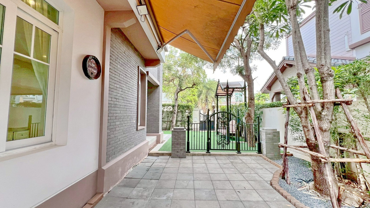 For RentHouseBangna, Bearing, Lasalle : Single houses for sale and rent Nantawan, Bangna Km.7